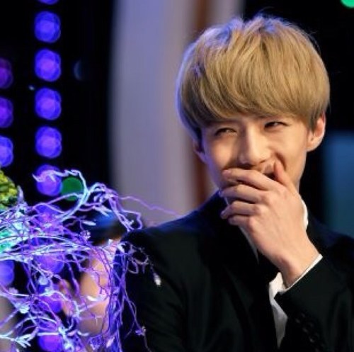 |LATTE9FAMILY|ผมมักเน่แห่งEXO-Kคับ คุยสนุกๆ สบายๆ ไม่มีเครียด ฟอลมาคุยกันนะคับ:)