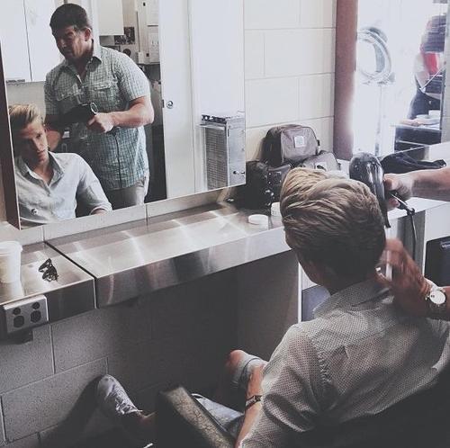 YumCodySImpson's profile picture. Chill emotion. Just some beach kids actin up