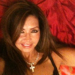 Realtor, Actress, Artist, ,Business Owner. Loves travel, art, antiques, auctions, jewelry, ocean, mountains, volunteering to help others.. and oh yea...SPORTS!!
