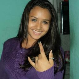 ㅤQuem esta smp cmg? ela !*
Quem chora cmg qnd tou triste @brubs