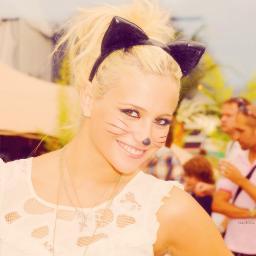 This account was created for fans of Pixie Lott #CrazyCats