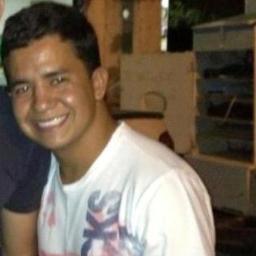 Se você não pode falar bem de uma pessoa, é melhor não dizer nada!!!