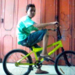 BuleKOBC's profile picture. Orang bijak menghindari masalah, orang pintar menyelesaikan masalah