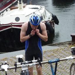 IronMan Triathlete. Chemistry PhD. Member of @TeamMiRoJo. @myoddballs ambassador. Doing my bit for the future of this planet.