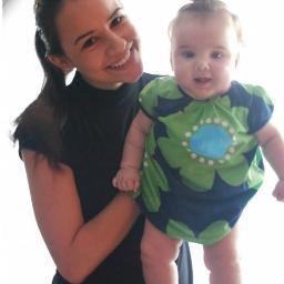 Menina,mulher,mãe ! Apaixonada pela vida,pela minha família,pelos meus amigos e pela melhor parte de mim,Maria eduarda! Minha eterna princesa ! =)