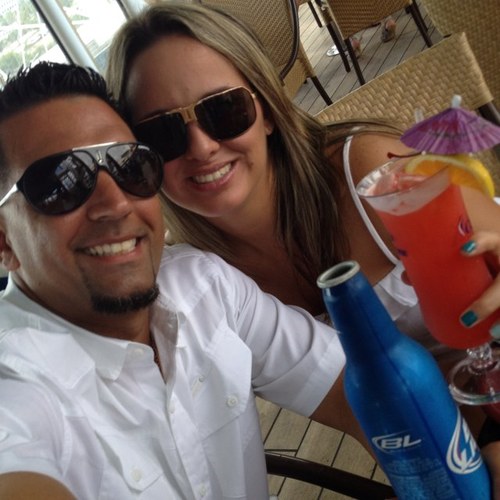 vane_n_jesus's profile picture. 