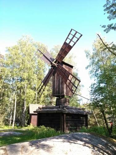 HOJUNPAPA's profile picture. senior manager at LGE.
into mobile payment world.