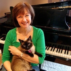 Piano teachers in The Beach / Upper Beaches / Leslieville areas of #Toronto. Students of all ages and levels, theory and history too!