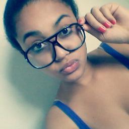 I ♥ RAP |Songwriter | [YMCMB] *  is there FOREVER | Follow me, I follow back .        
                           Facebook → '
http://t.co/P4f4l3fP