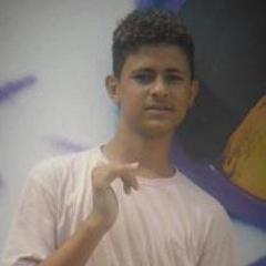 A vida me ensinou a nunca desistir , nem ganhar , nem perder mais procurar evoluir!