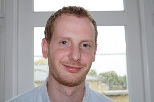 PhillBurts's profile picture. 30 something Peter Pan, lover of London, startups, sunday roasts in the pub and my beloved Spurs