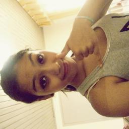 Tempo demais sozinha faz uma #Aquariana pensar em mil possibilidades e em algumas loucuras! Perguntem ♥ http://t.co/hr7jJ6uW