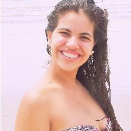 Ariana, teimosa e ciumenta.