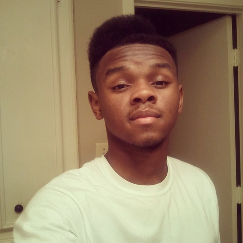 - Followw Me On Instagramm @_YounggJuicee ' KiK Me @TGi_Tre . .