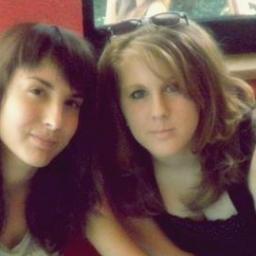 akka_sharma's profile picture. im kinda insane.. :)
btw.. im the right one.. :)