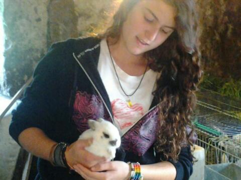 fabricabolleril's profile picture. 26. ¿Perder? ¿Eso se come?/Peter Pan como forma de vida/No soy del todo inútil, sirvo de mal ejemplo/ Antitaurina arraigada/Mejor pedir perdón que permiso.