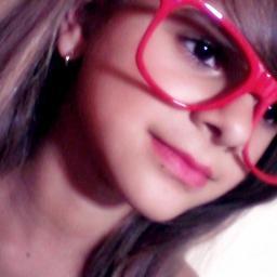~♥~Qe prazer em te 
ver por akíii =/
