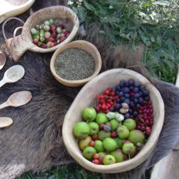 Senior Instructor with Woodland Ways http://t.co/2OI1pX2e3V. Forager and author of the Dutch Oven Cookery Book. Wild Food tips, ideas, recipes etc.