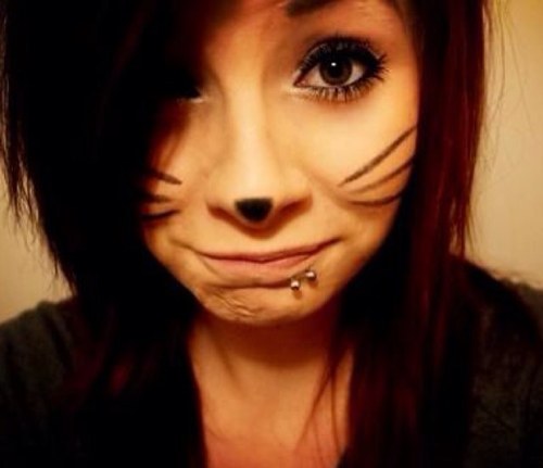 My name's Megan. I'm bi and single.