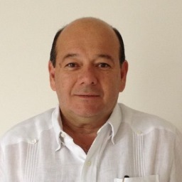Secretario de Gobierno del Estado de Tabasco. 
Abuelo de Mila, Gerónimo, Patricio y Pía.