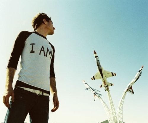 Fan Page from musics of Owl City and others... visit my  channel on YouTube: http://t.co/qCnSN4vl