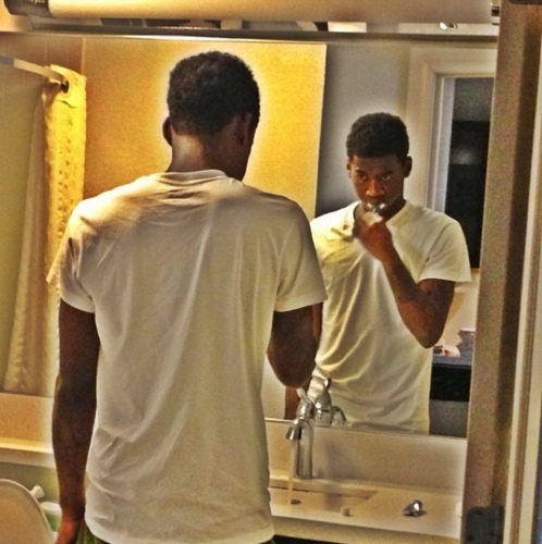 3 THINGS ABOUT ME 1. IM NOTHING BUT TROUBLE 2. YOU'LL NEVER FIGURE ME OUT and C. I ONLY CARE ABOUT MYSELF