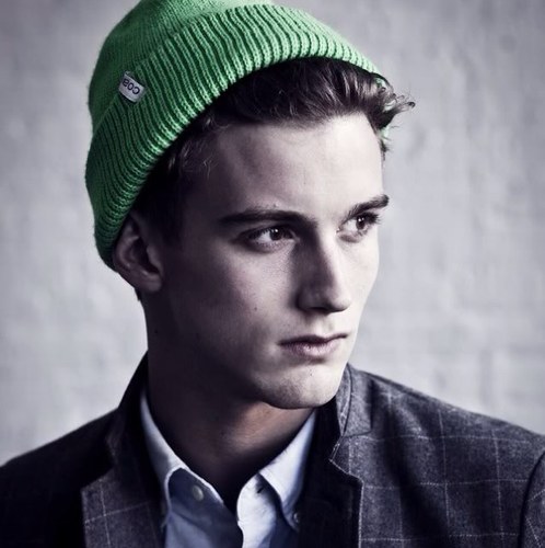 DauntingDelos's profile picture. | How vain is it to sit down to write when you have not stood up to live? |