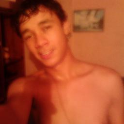 tenho 16 anos,meu signo e peixes eu sou palmeirence
http://t.co/ryhyDSEm