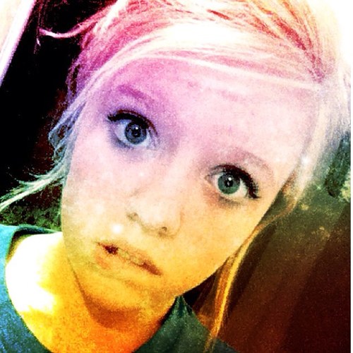 Key to life: Food, music, and being an idiot. 
Haters gone hate, potatoes gone pirate, and tomatos gone tomate.