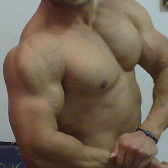 Graduated from American University - Dubai | new to twitter | not married yet ;p |Follow & ask for more |