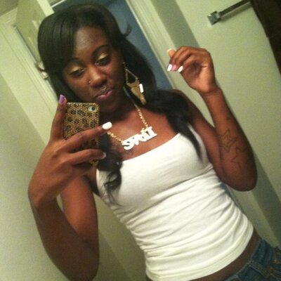 Pretty Dee : ) (@dee_oneofakind) / X