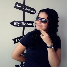 Você não sabe... você nunca sabe.
Mas você arrisca tudo mesmo assim.
Certeza é para gente que nunca ama o suficiente. ★

I Love music and the love... ;)