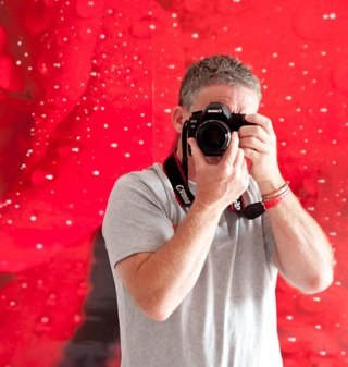 Here at Plan B we offer complete packages for Family Photo-shoots, Portraiture, Portfolios and Lifestyle Images.