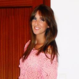 Malagueña Salerosa, Cofrade y Enfermera especialista en FYC.
Enamorada del mar, la playa y los espetos...#RIPLaMundial