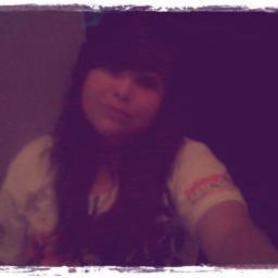 Viver é para os comuns, eu faço históra !  Follow me? (: