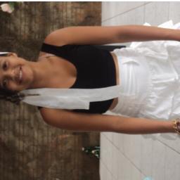 amo musica , rock , festa com os amigos ,.