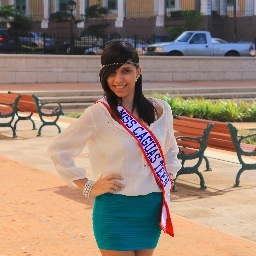 Acompáñame en este trayecto de vida y se parte de Miss Puerto Rico Teen conmigo y todas las candidatas. Miss Caguas a la orden , Dayana Trani.