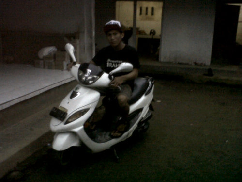 Gus_deOka's profile picture. I was born on 8 november 1991| follback | just mention  :D