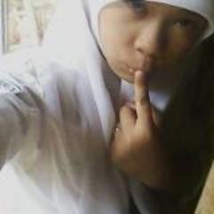 Hidup itu di bawa happy aja ya :) walaupun ga punya pacar yang penting happy:)