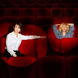 樋口尚文監督、秋吉久美子、染谷将太主演。伝説の映画館・銀座シネパトスを舞台に撮影、同館の閉館記念ロードショー作品。DVDは角川映画より絶賛発売中。