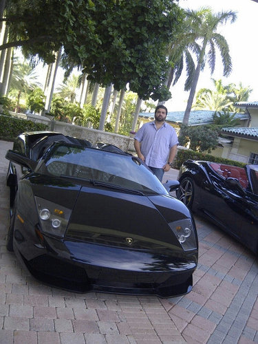 rafaelmhazim's profile picture. Empresario,venta de vehículos.