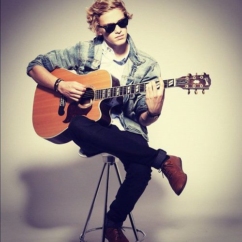 Cody simpson♚ i'm a little angel x. omg so so love cody #PARADISE