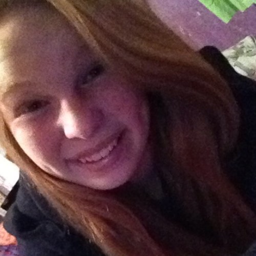 DreamOutLoud561's profile picture. Living in a small town. Single. 
Favorites; Demi Lovato,Justin Bieber,Austin Mahone,One Direction,and Miley Cyrus.3
Crushing? I think so...