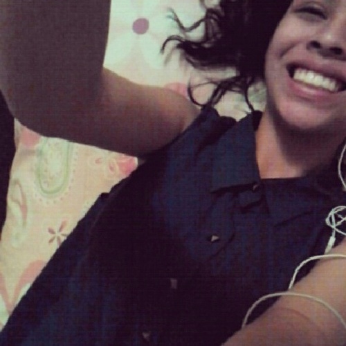 followw me thoeee (;   pshh follow a nigguh aight .ill followw backk foshoe .  :*