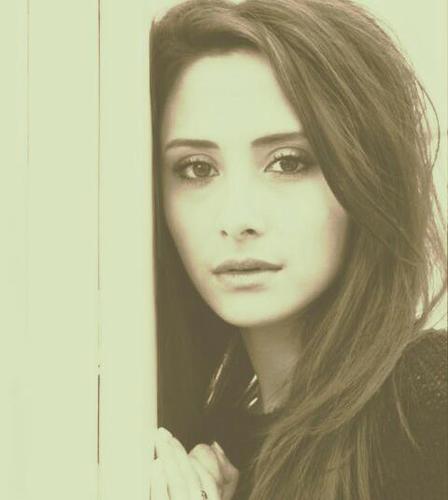 FakesFaker's profile picture. I play Joy Mercer on HoA Singer, actress, dancer, I'm taken by MY Zayn. Mommy to Isabelle Shay Malik (1-9-13)