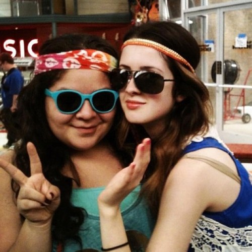 ALLYDinthehouse's profile picture. Ally Dawson; I have really bad stage fright. {Single} {RP}