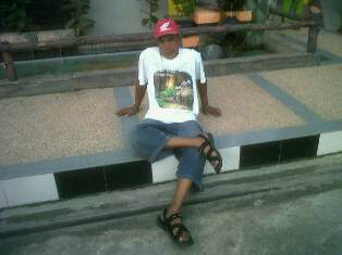 DenKendarBoy's profile picture. Tuhan itu tetap ada