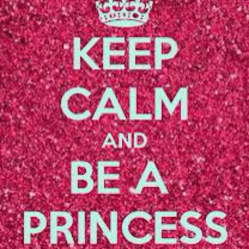 I freaking love pink, sparkles, and im the mf princessss