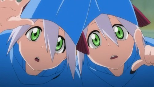 Hi! We're Sogyo No Kotowari and we're twins! We are @Ukitake_taicho's Zanpakutō! We love to draw with our crayons! Come play with us! #RP