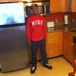 #txsu16 This rap shit i do this
Ladies get @ me